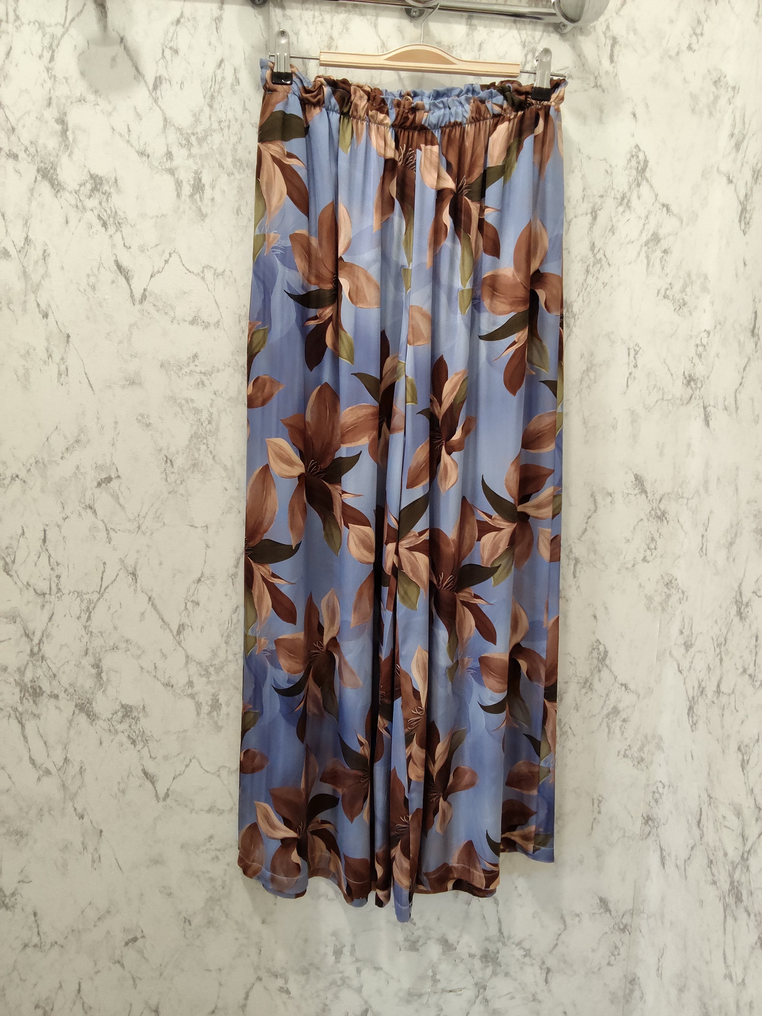 Pantalón raso floral